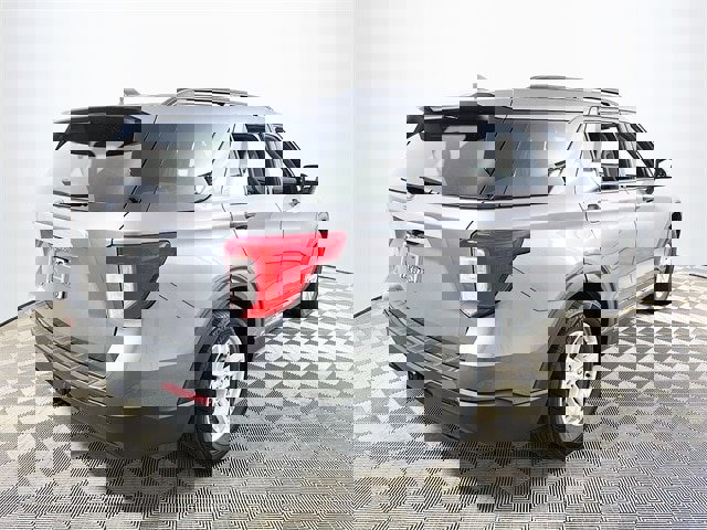 Certified 2021 Ford Explorer XLT w/ Class III Trailer Tow Package image 3