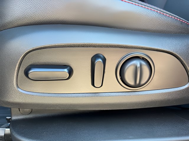 Used 2024 Chevrolet Equinox RS AWD/4WD image 14