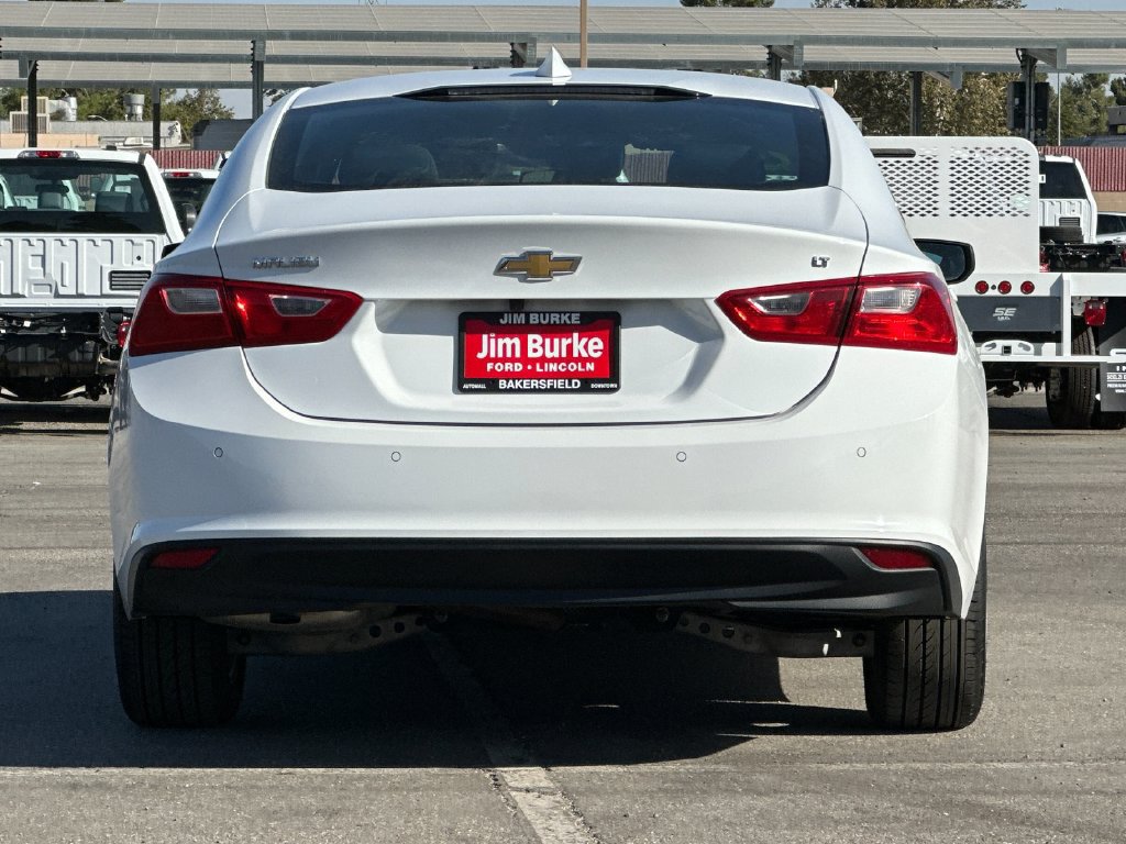Used 2025 Chevrolet Malibu LT FWD image 4