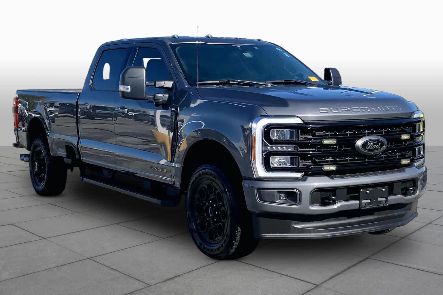 Certified 2023 Ford F350 XLT w/ Black Appearance Package AWD/4WD image 3