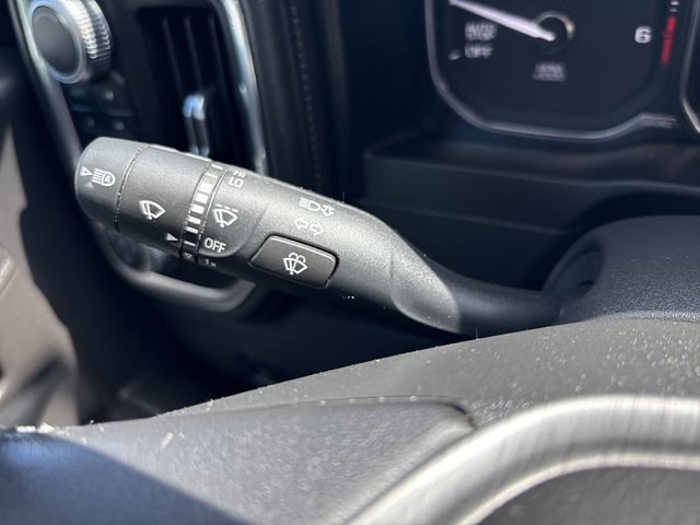 Used 2019 GMC Sierra 1500 Denali w/ Driver Alert Package II AWD/4WD image 32