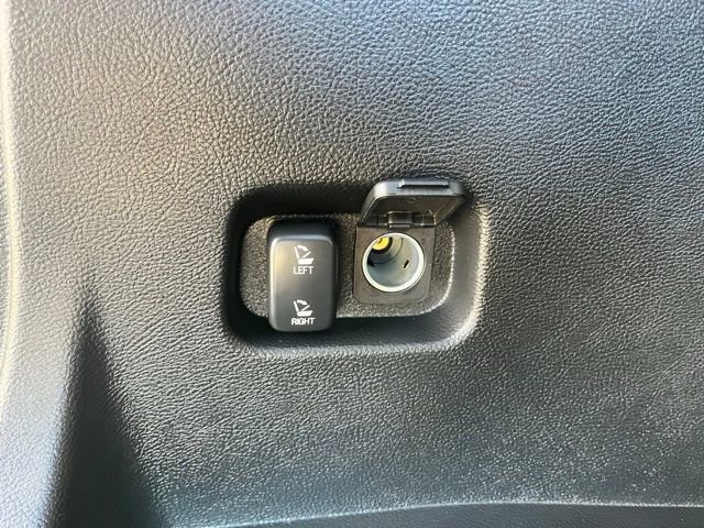 Certified 2024 Ford Edge SEL w/ Convenience Package AWD/4WD image 11