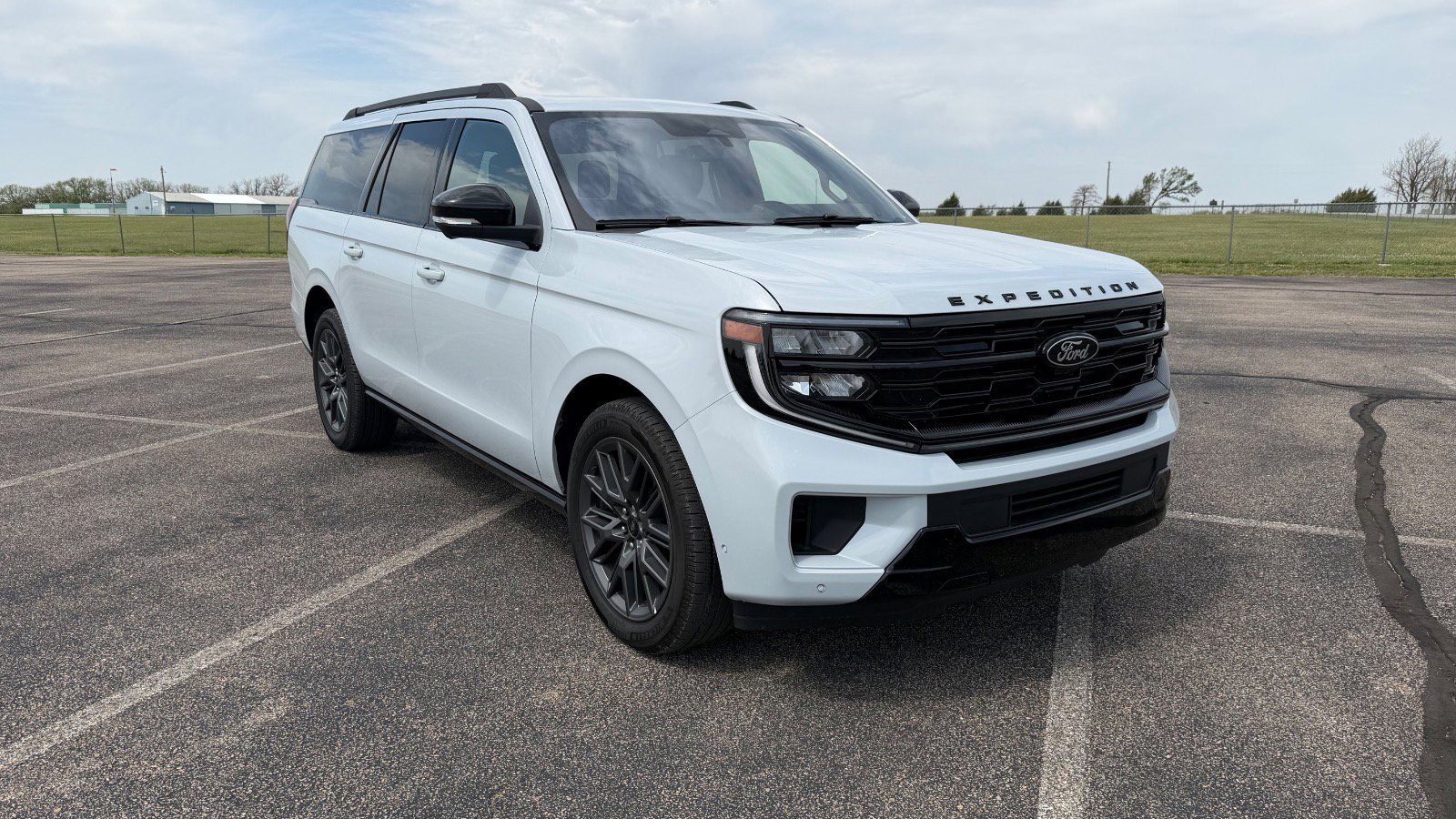 Certified 2025 Ford Expedition Max Platinum w/ Stealth Performance Package AWD/4WD image 1