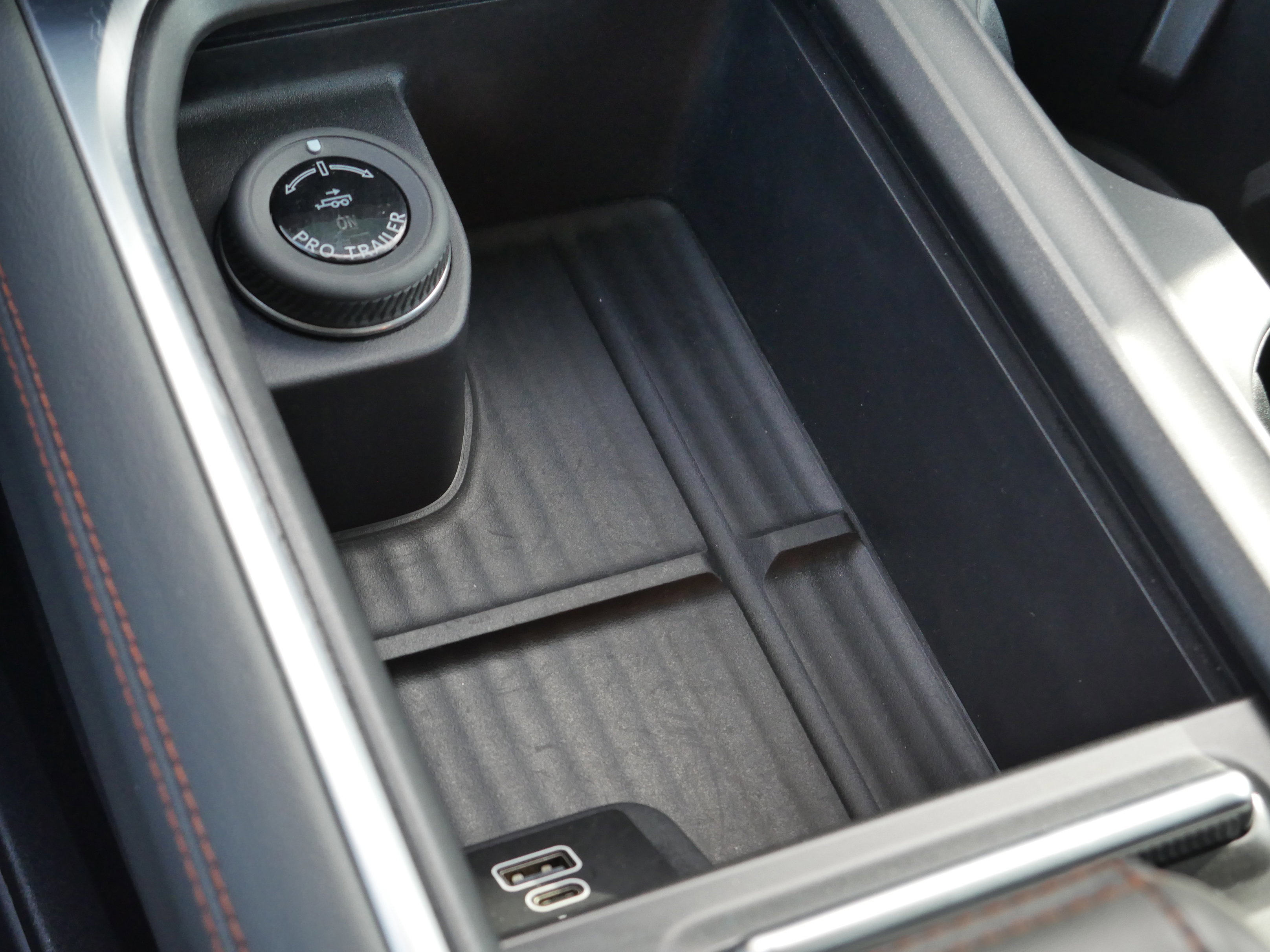 Certified 2025 Ford Expedition Active image 21