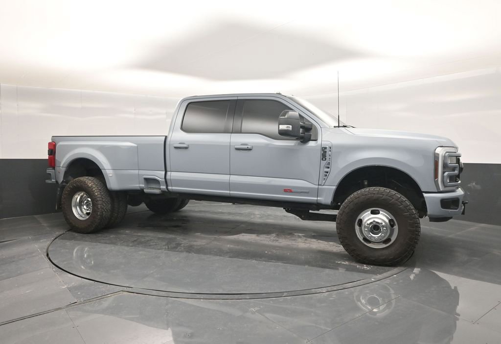Certified 2024 Ford F350 Lariat w/ Lariat Ultimate Package image 11