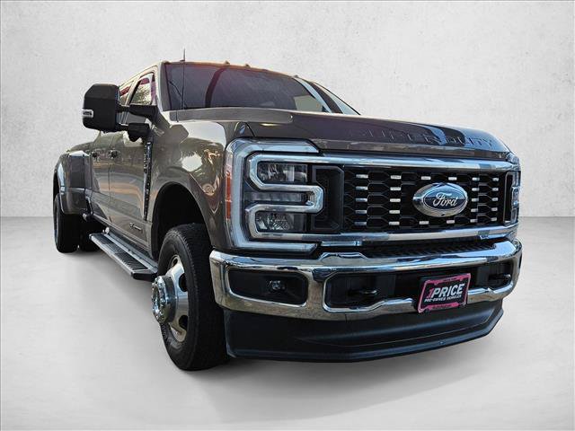 Certified 2023 Ford F350 Lariat AWD/4WD image 3