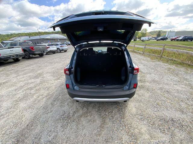 Certified 2025 Ford Escape Active AWD/4WD image 22
