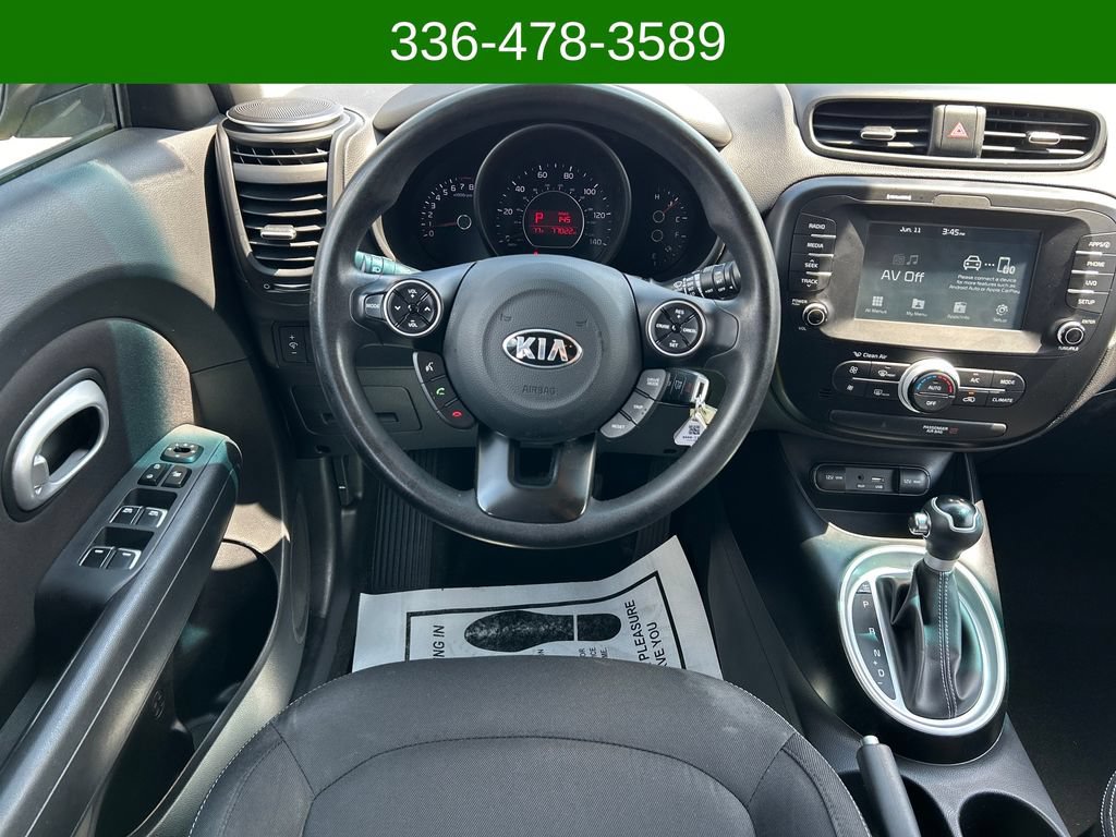 Used 2019 Kia Soul + FWD image 13