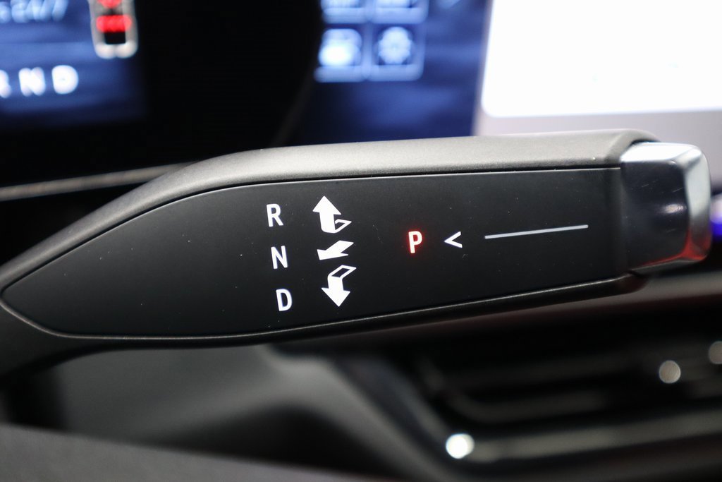 Used 2025 Chevrolet Equinox EV RS image 32