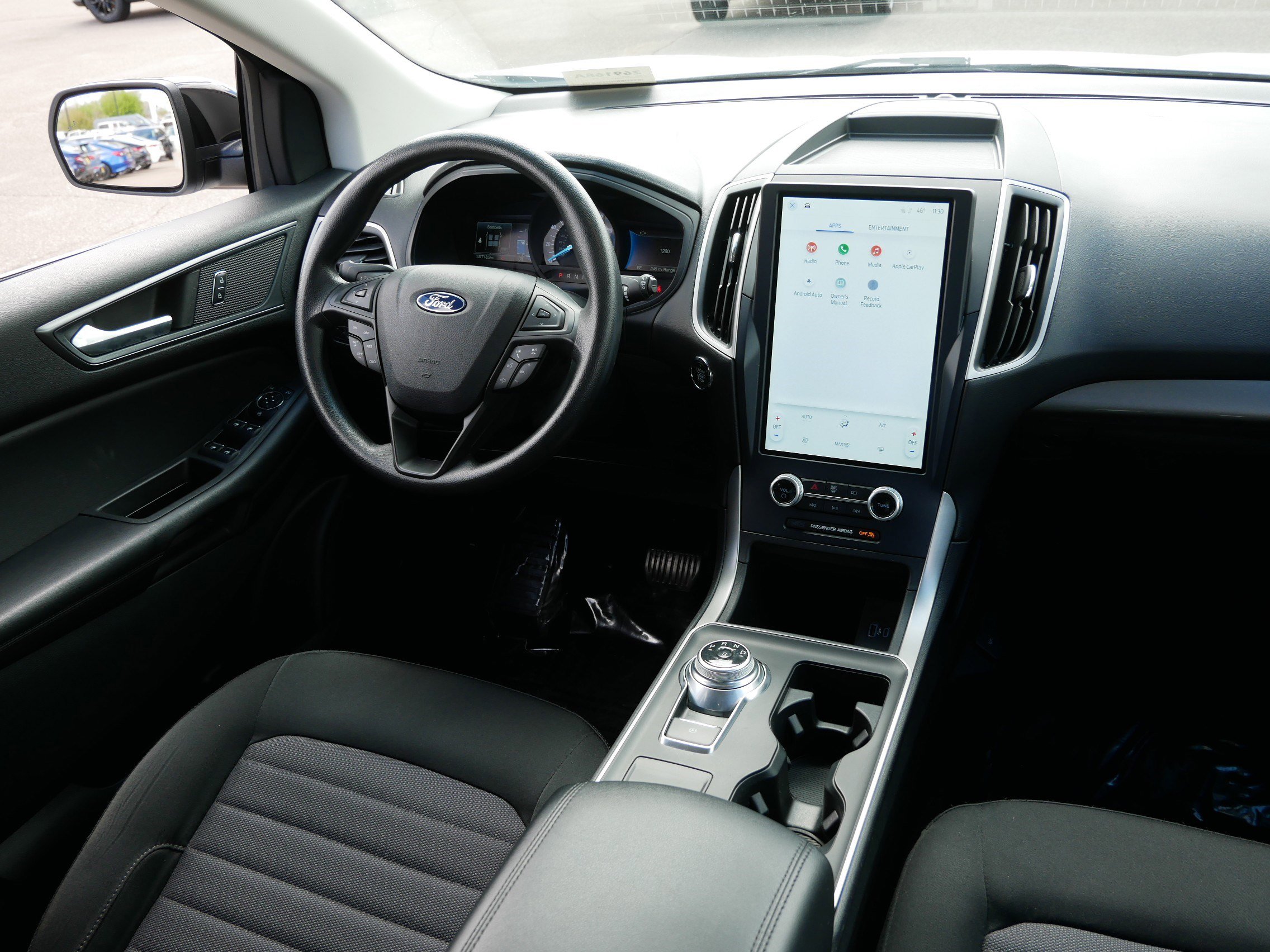 Certified 2022 Ford Edge SE w/ Black Appearance Package AWD/4WD image 9