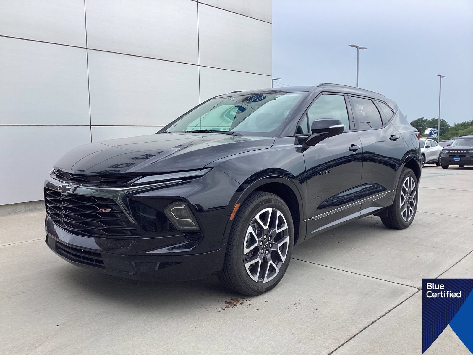 Used 2025 Chevrolet Blazer RS AWD/4WD image 1