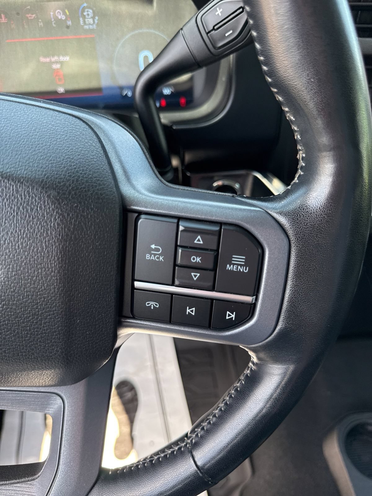 Certified 2023 Ford F350 Lariat w/ Sport Appearance Package AWD/4WD image 27