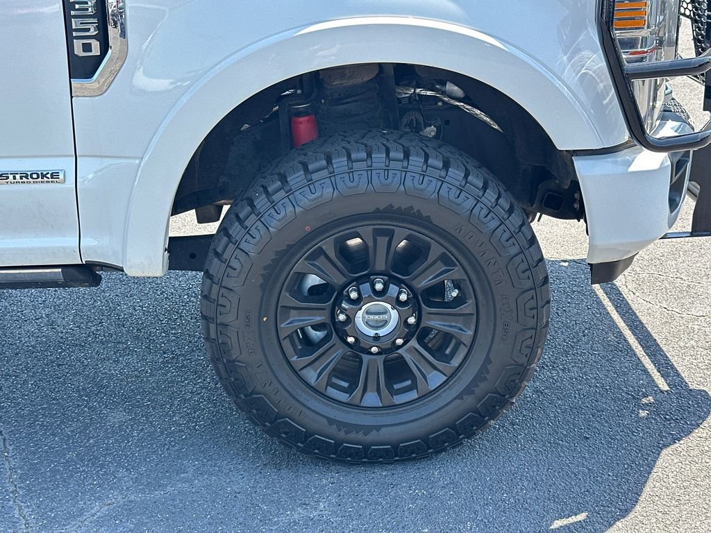 Certified 2020 Ford F350 Platinum w/ Tremor Off-Road Package AWD/4WD image 12