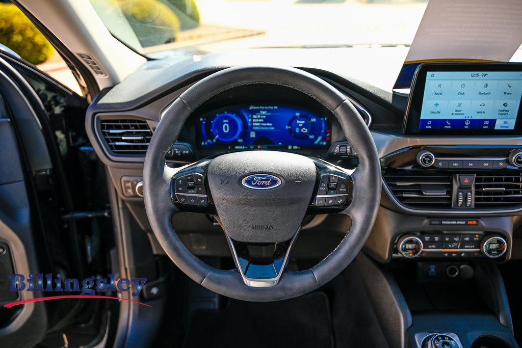 Certified 2021 Ford Escape Titanium image 12