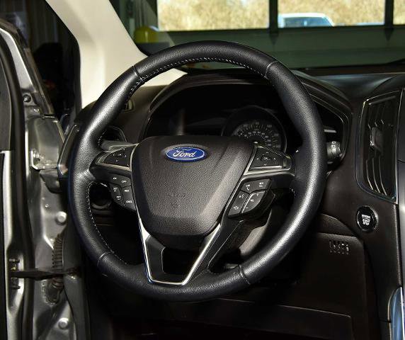 Certified 2023 Ford Edge Titanium w/ Class II Trailer Tow Package AWD/4WD image 14