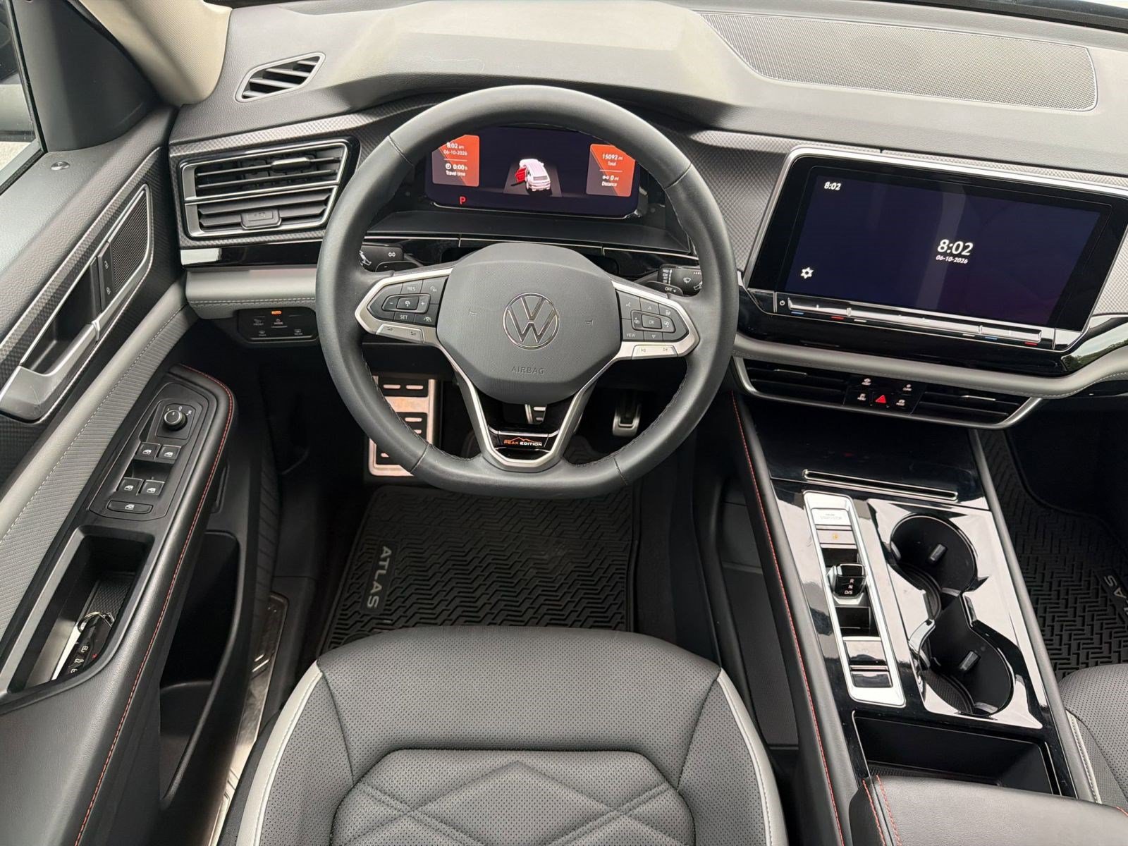 Used 2024 Volkswagen Atlas Peak Edition SE AWD/4WD image 26