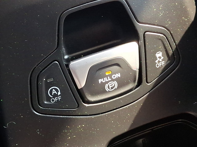 Used 2023 Jeep Renegade Altitude w/ Sun/Sound Group AWD/4WD image 33