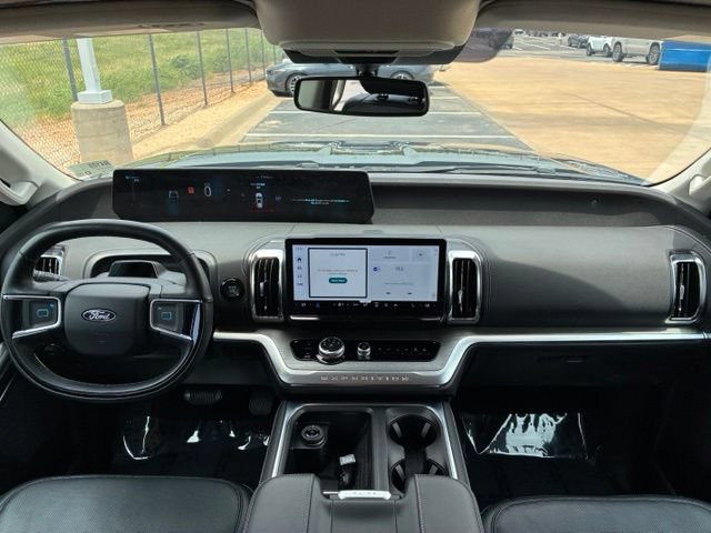 Certified 2025 Ford Expedition Max Platinum AWD/4WD image 11