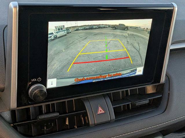 Used 2025 Toyota RAV4 XLE AWD/4WD image 20