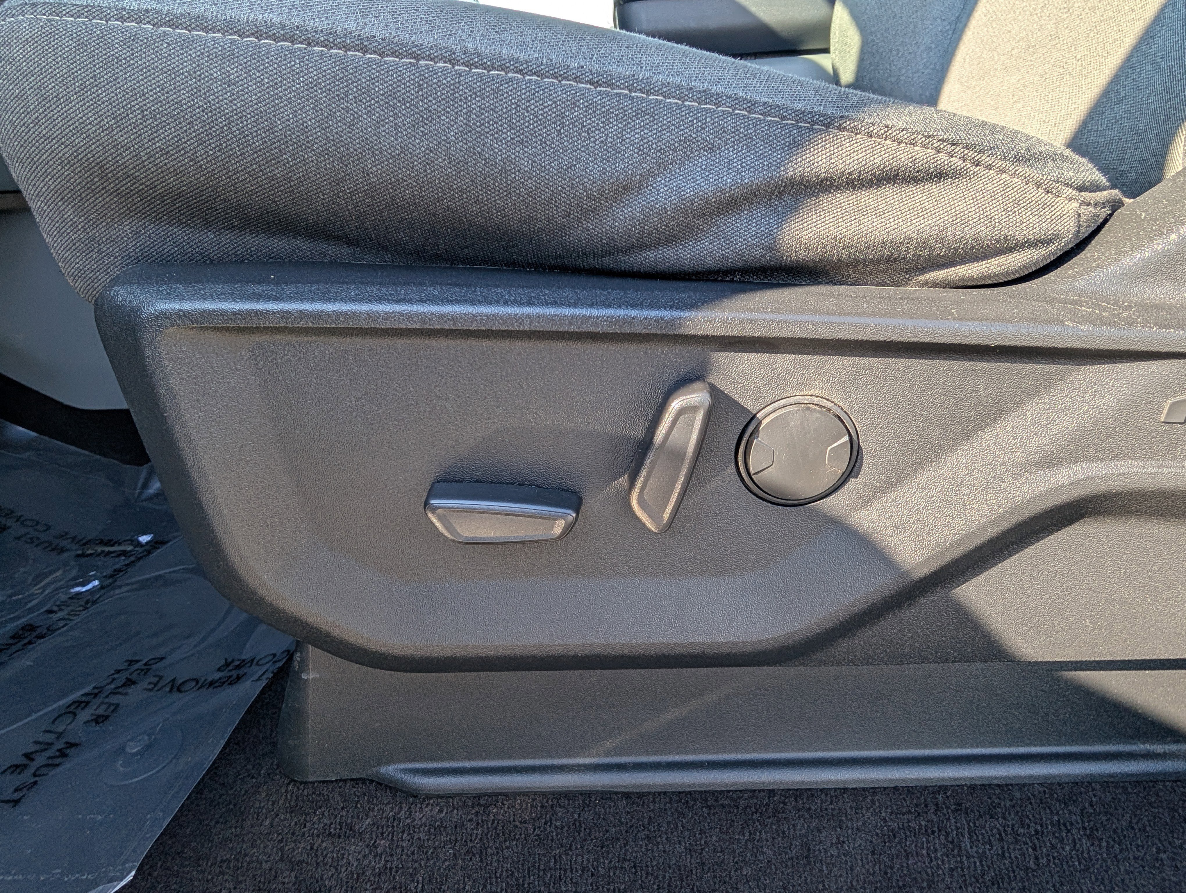 Certified 2022 Ford F150 XLT w/ Equipment Group 302A High image 20