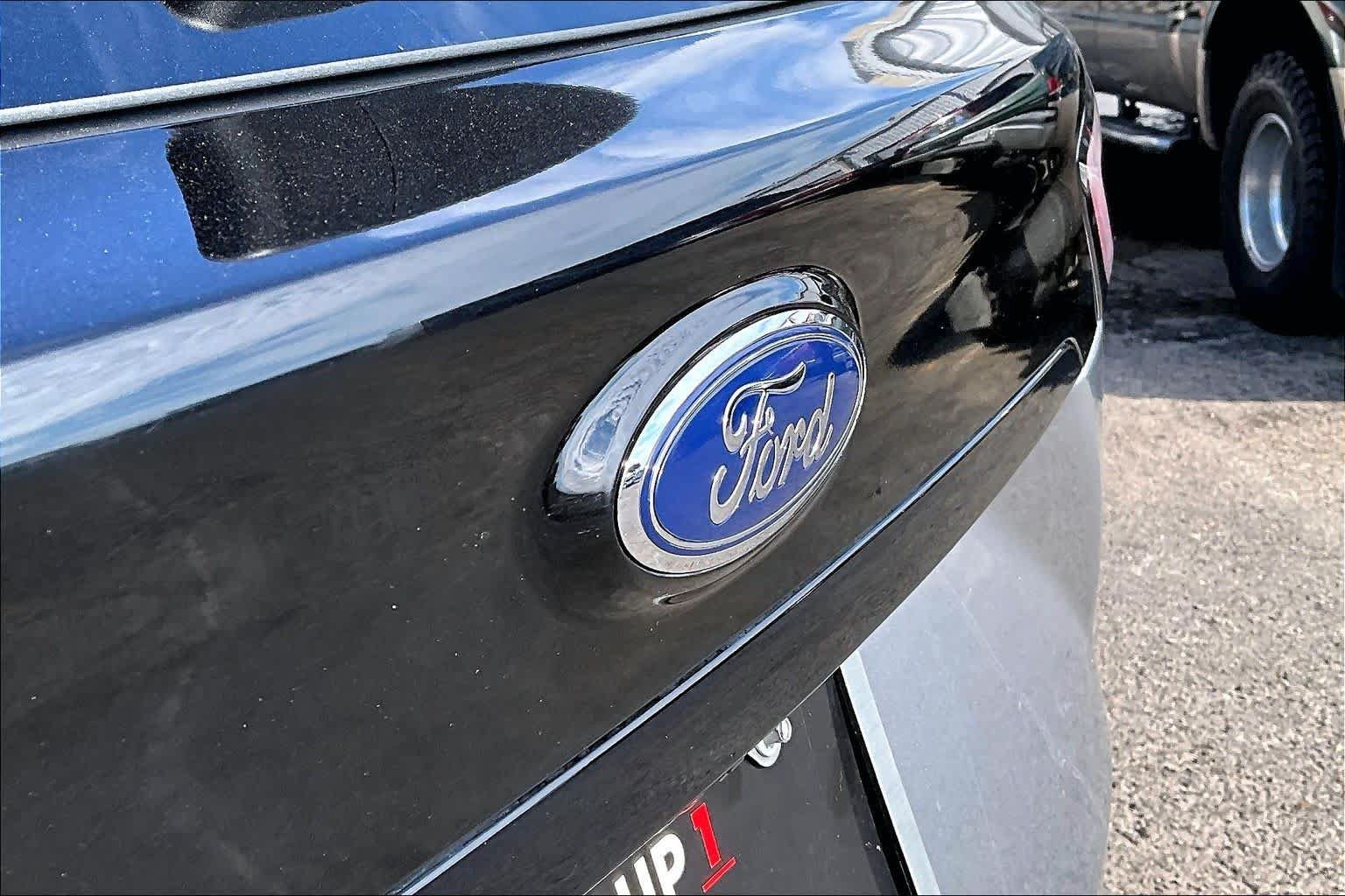 Certified 2020 Ford Edge ST-Line FWD image 31