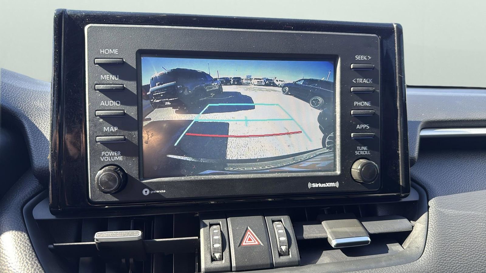 Used 2021 Toyota RAV4 XLE Premium image 19