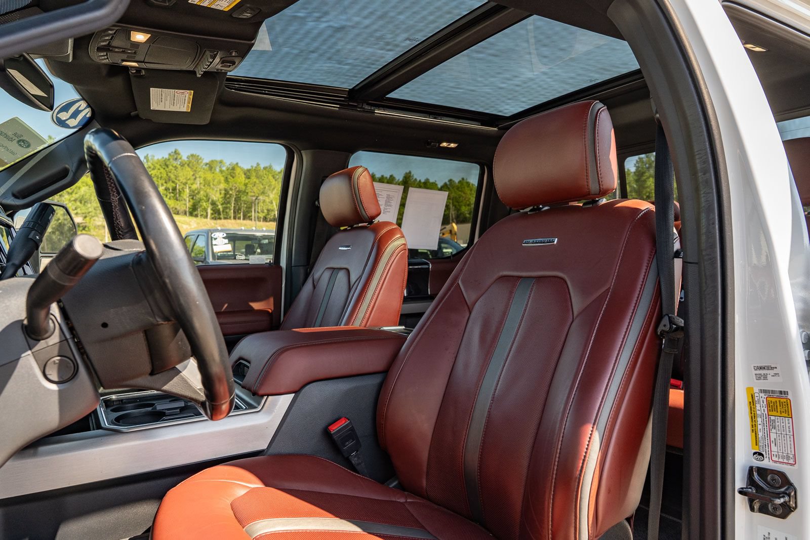 Certified 2022 Ford F450 Platinum AWD/4WD image 22