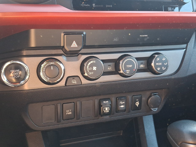 Used 2019 Toyota Tacoma TRD Off-Road AWD/4WD image 16
