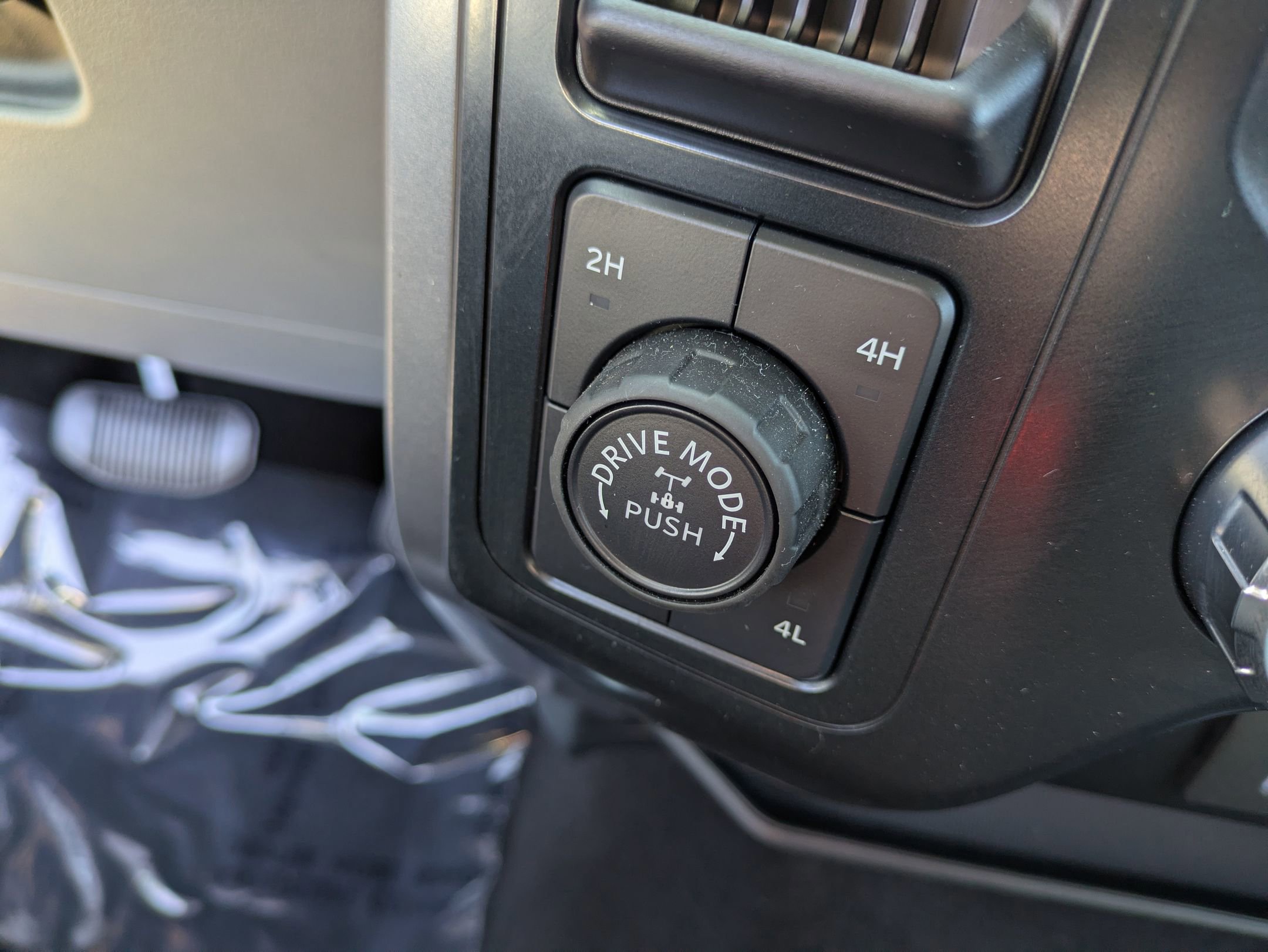 Certified 2024 Ford F150 XLT image 21