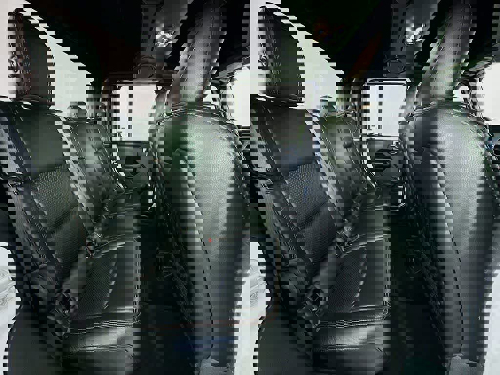 Used 2023 Jeep Gladiator Mojave w/ Dual Top Group image 31