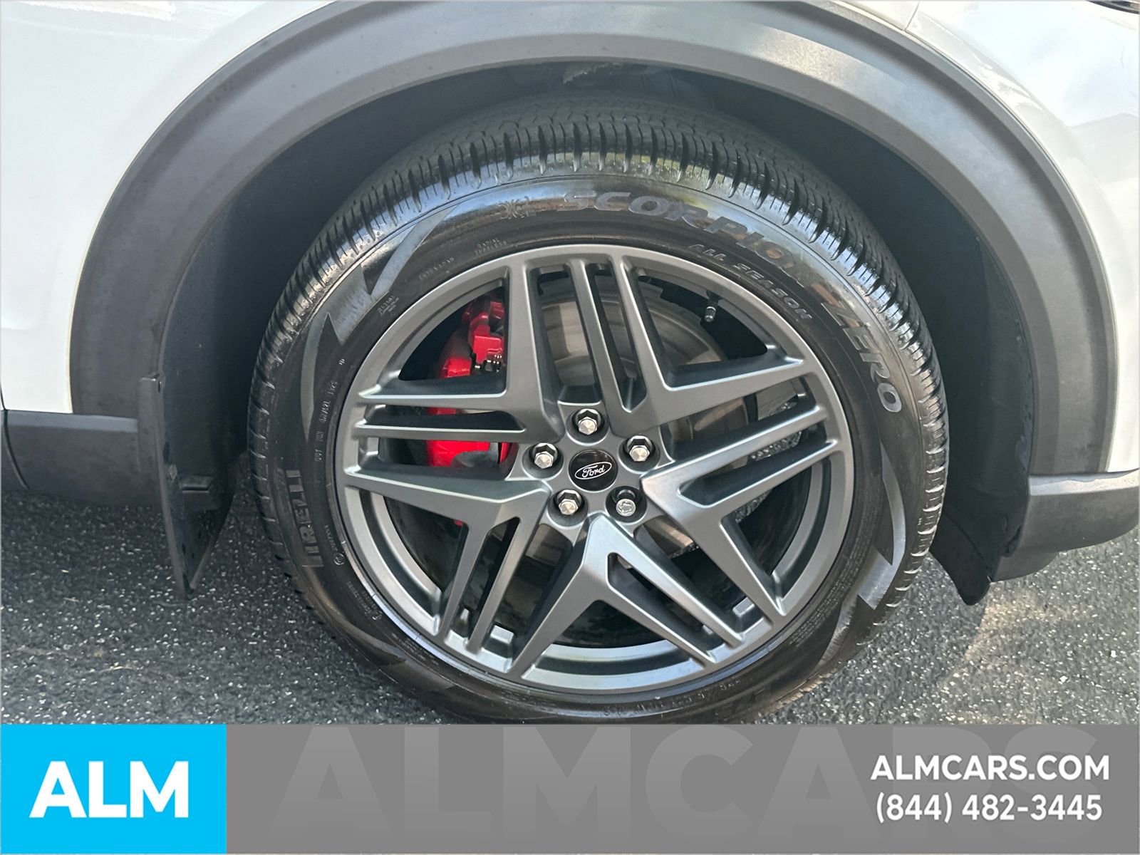 Certified 2025 Ford Explorer ST image 33