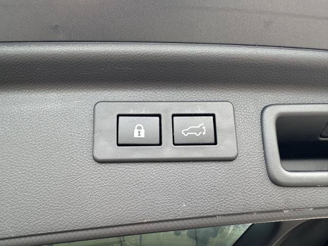 Used 2023 Subaru Forester Touring AWD/4WD image 13