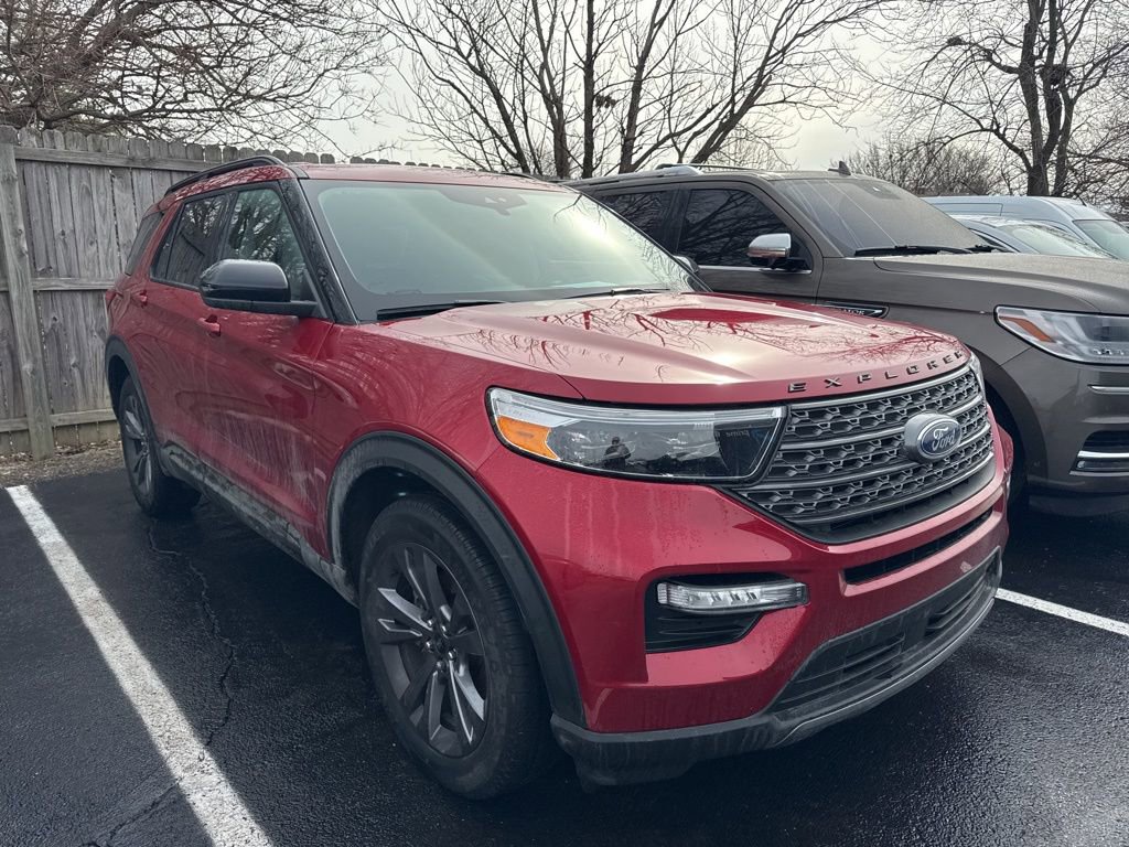 Certified 2023 Ford Explorer XLT w/ Equipment Group 202A image 1