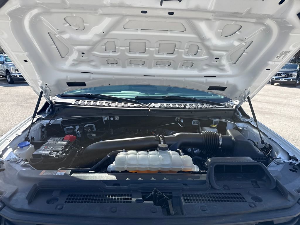 Certified 2024 Ford Expedition Max XLT image 31