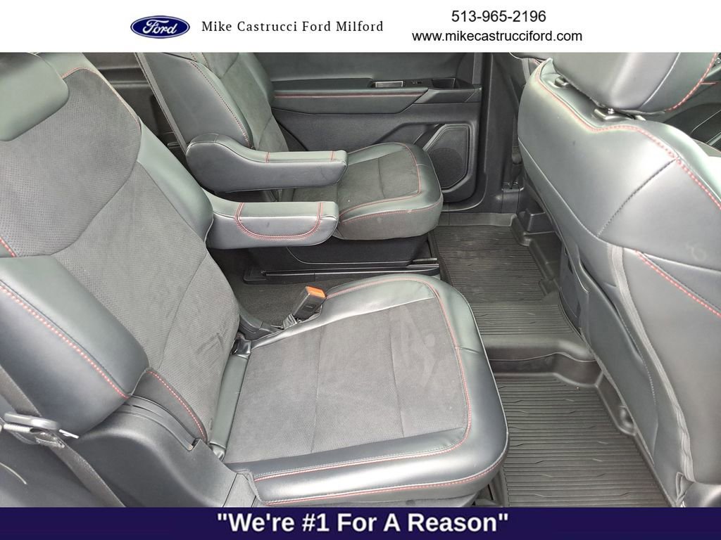 Certified 2025 Ford Explorer ST image 29