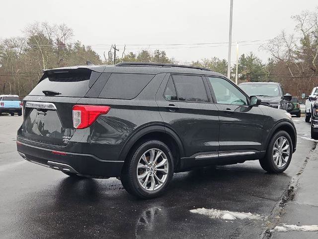Certified 2022 Ford Explorer XLT w/ Equipment Group 202A image 4