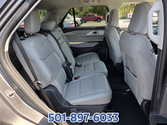 Certified 2025 Ford Explorer Active w/ Active Comfort Package AWD/4WD image 15