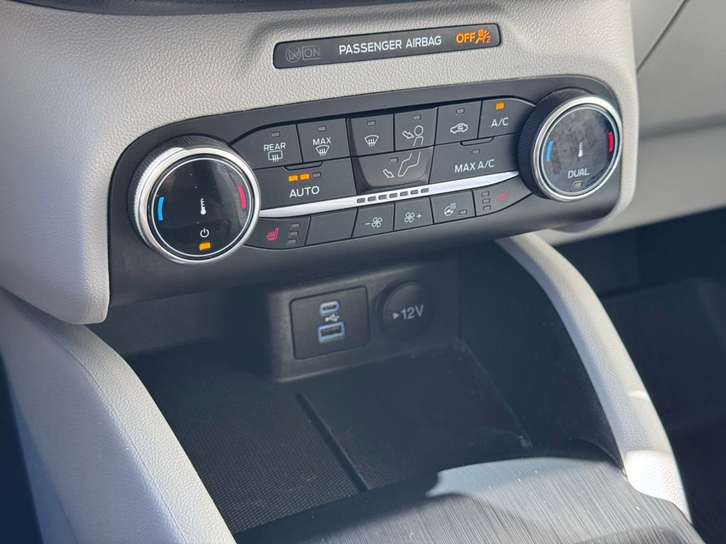 Certified 2023 Ford Escape Active AWD/4WD image 29