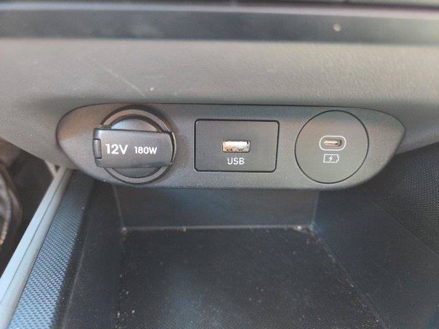 Used 2024 Hyundai Elantra Blue FWD image 36