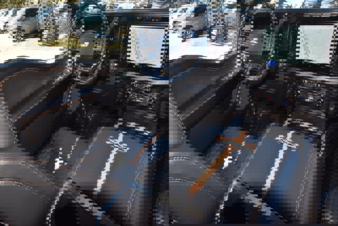 Certified 2024 Ford F250 Platinum w/ FX4 Off-Road Package image 15