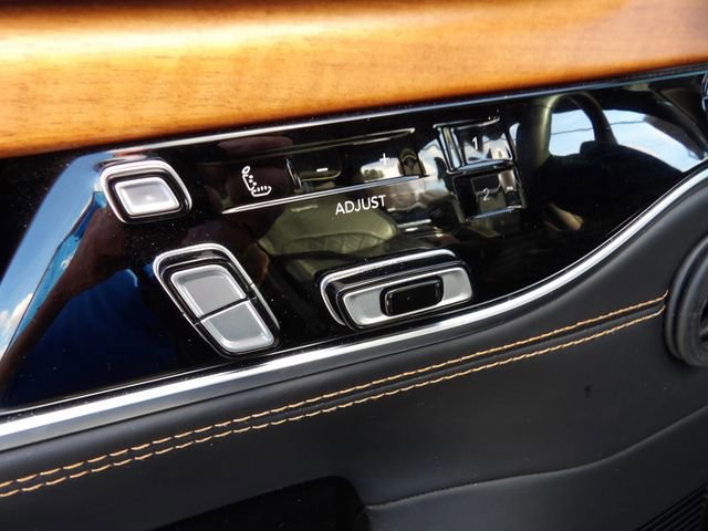 Used 2023 Jeep Grand Wagoneer Series III image 25