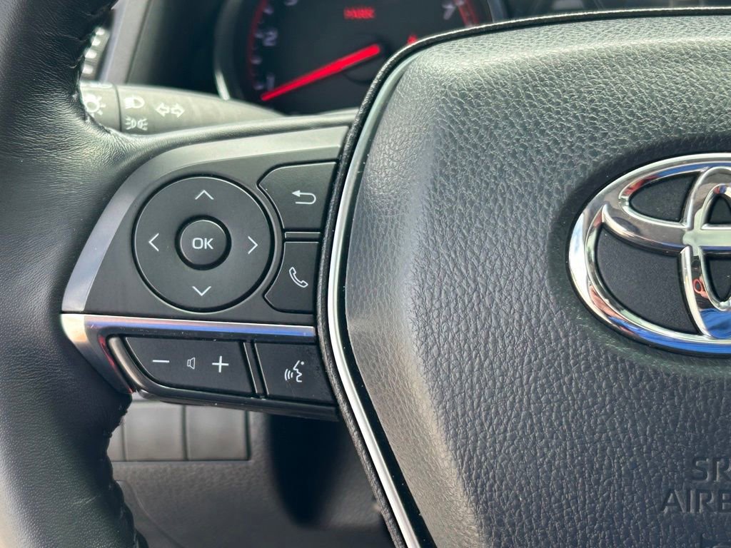 Used 2020 Toyota Camry XSE image 36