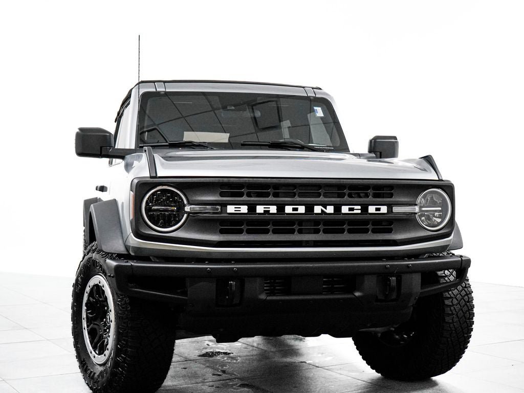 Certified 2024 Ford Bronco Black Diamond w/ Sasquatch Package AWD/4WD image 3