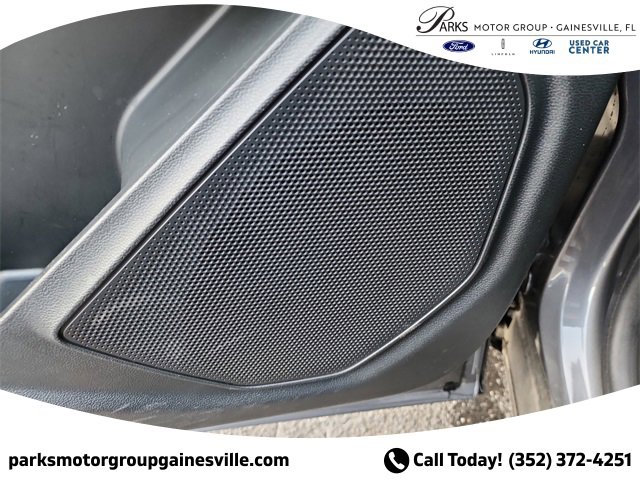 Certified 2021 Ford Explorer XLT w/ Equipment Group 202A image 17