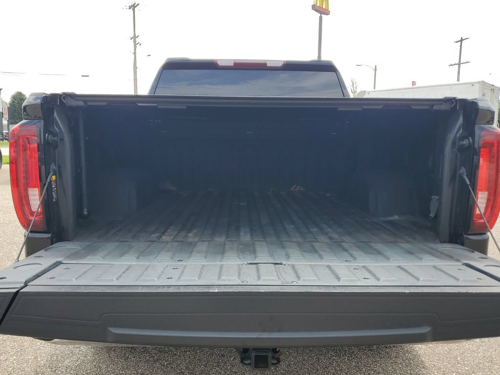 Used 2022 GMC Sierra 1500 SLT w/ SLT Premium Package AWD/4WD image 9