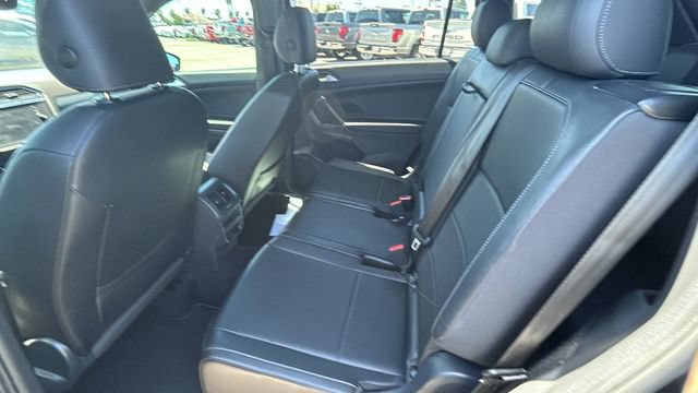 Used 2020 Volkswagen Tiguan SE R-Line FWD image 15