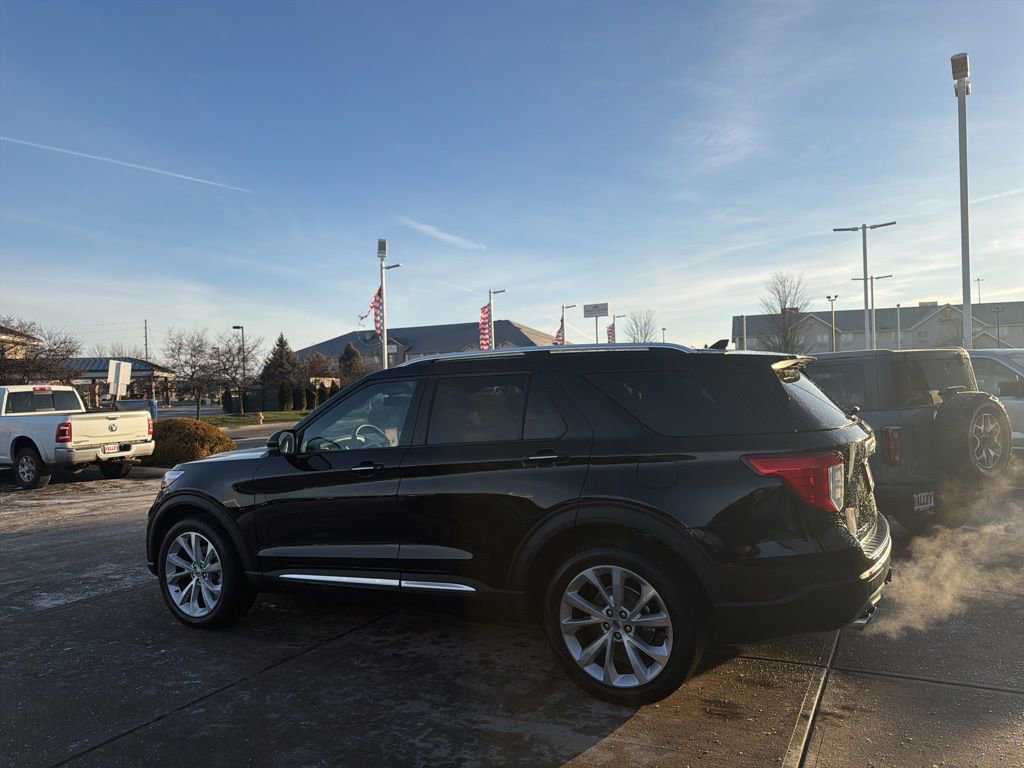 Certified 2023 Ford Explorer Platinum w/ Technology Package image 6