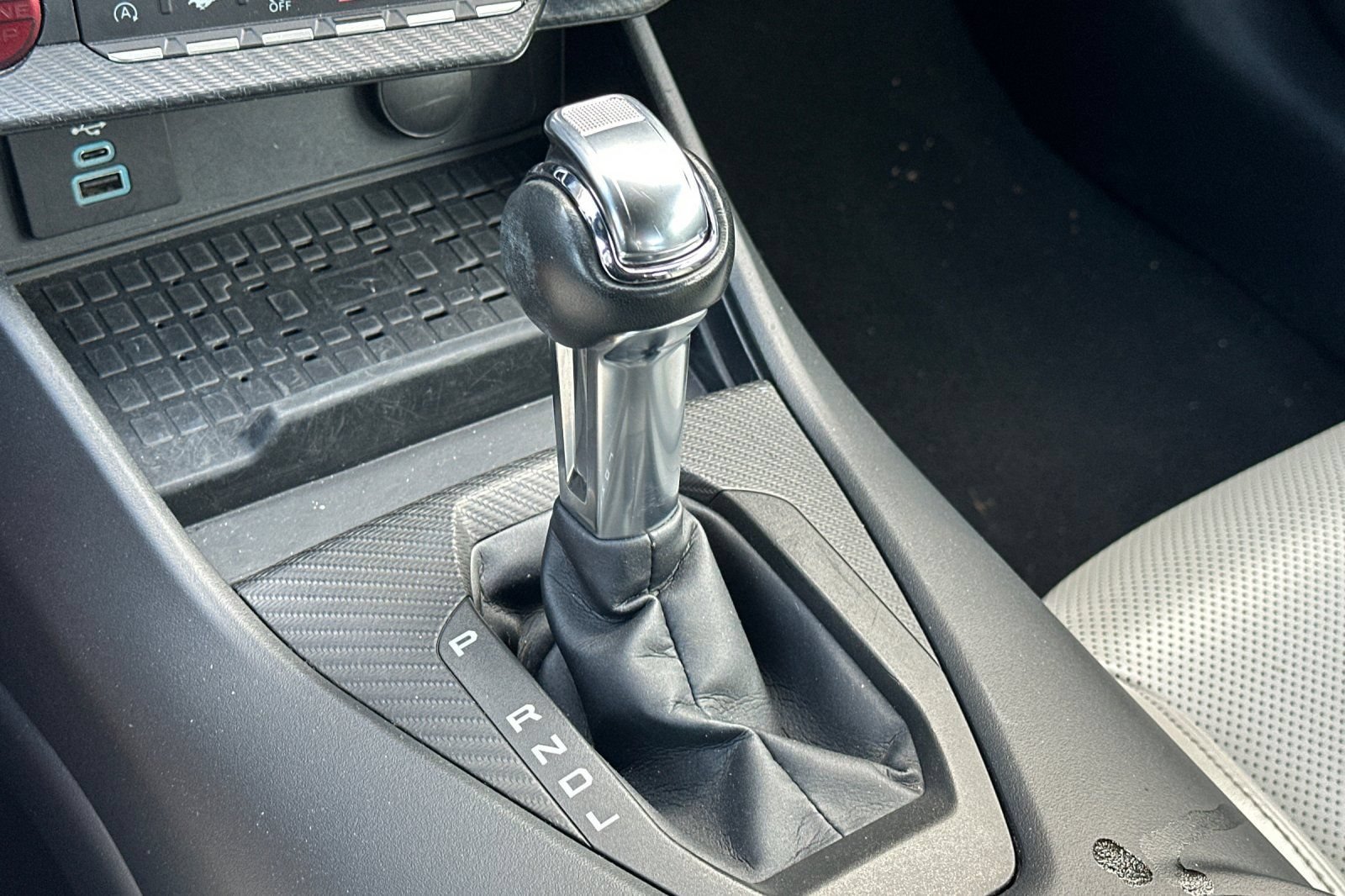 Certified 2024 Ford Mustang Premium RWD image 18