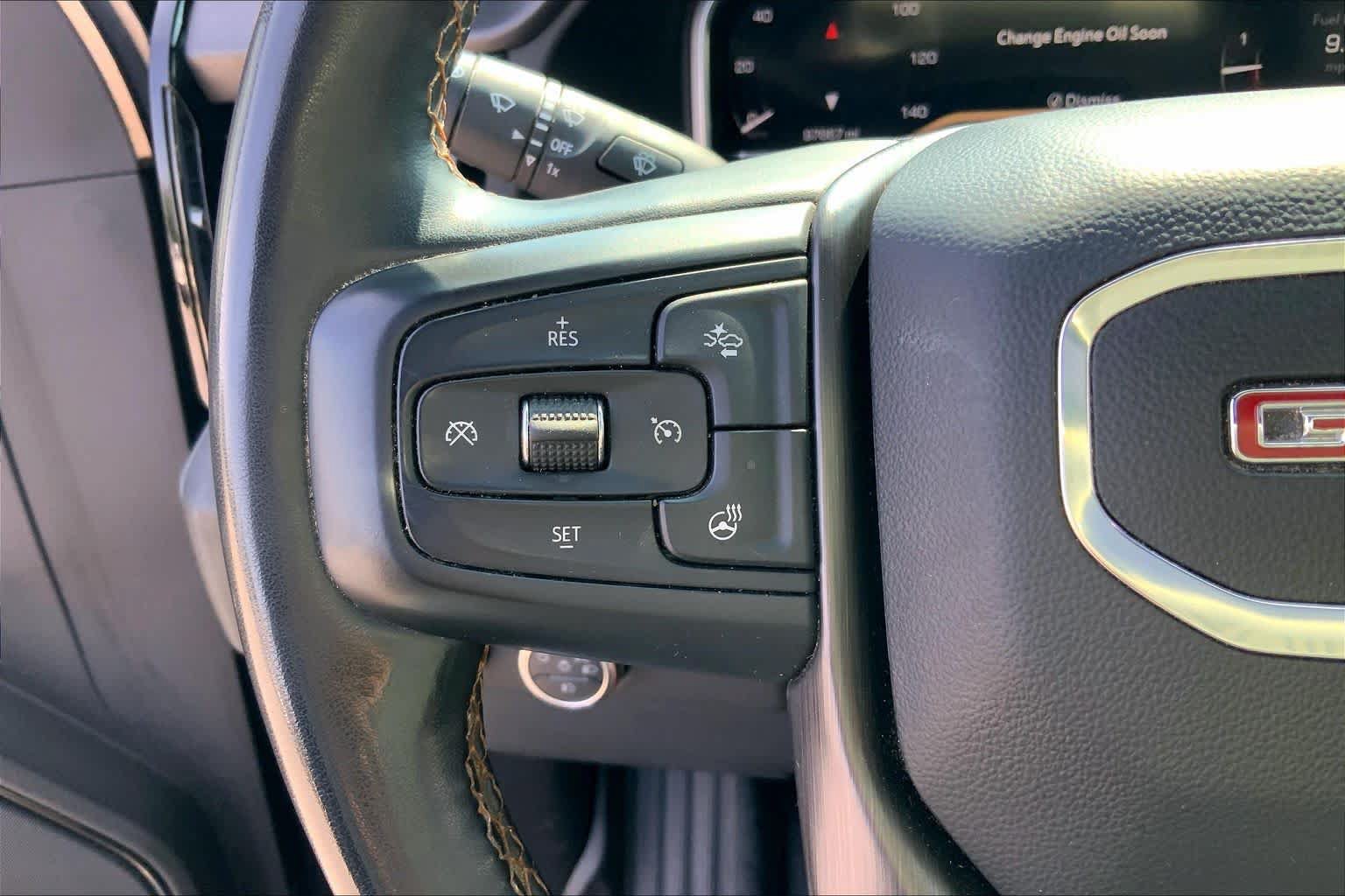 Used 2024 GMC Sierra 2500 AT4 w/ Technology Package AWD/4WD image 23
