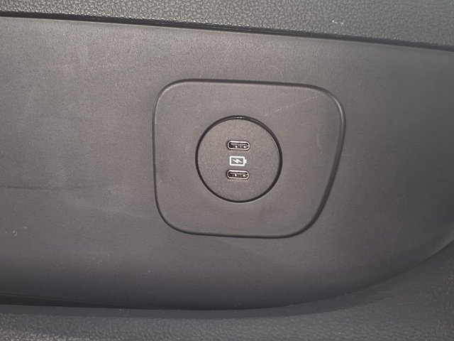 Certified 2025 Ford Explorer ST image 31